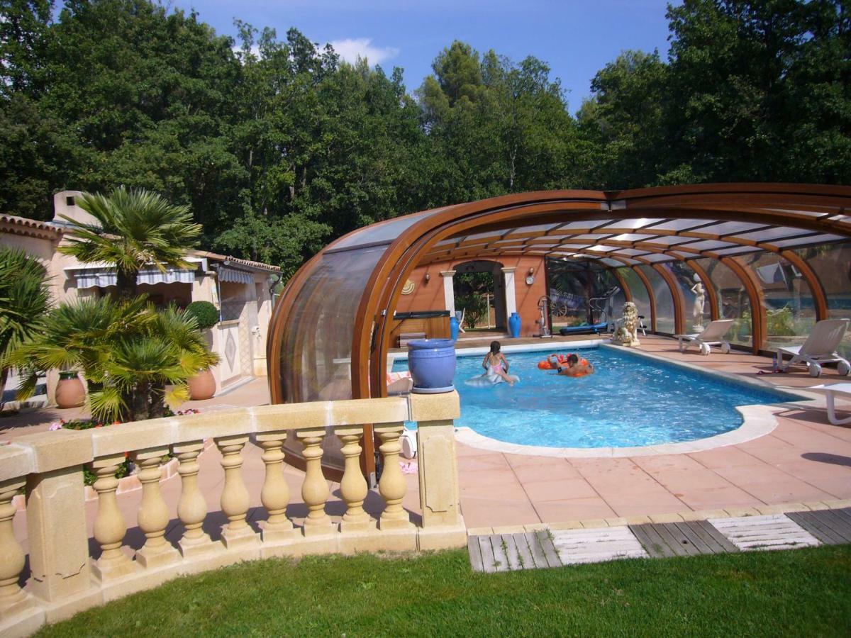 Chambre Et Table D'Hotes Villa Pomponette Nans-les-Pins Kültér fotó